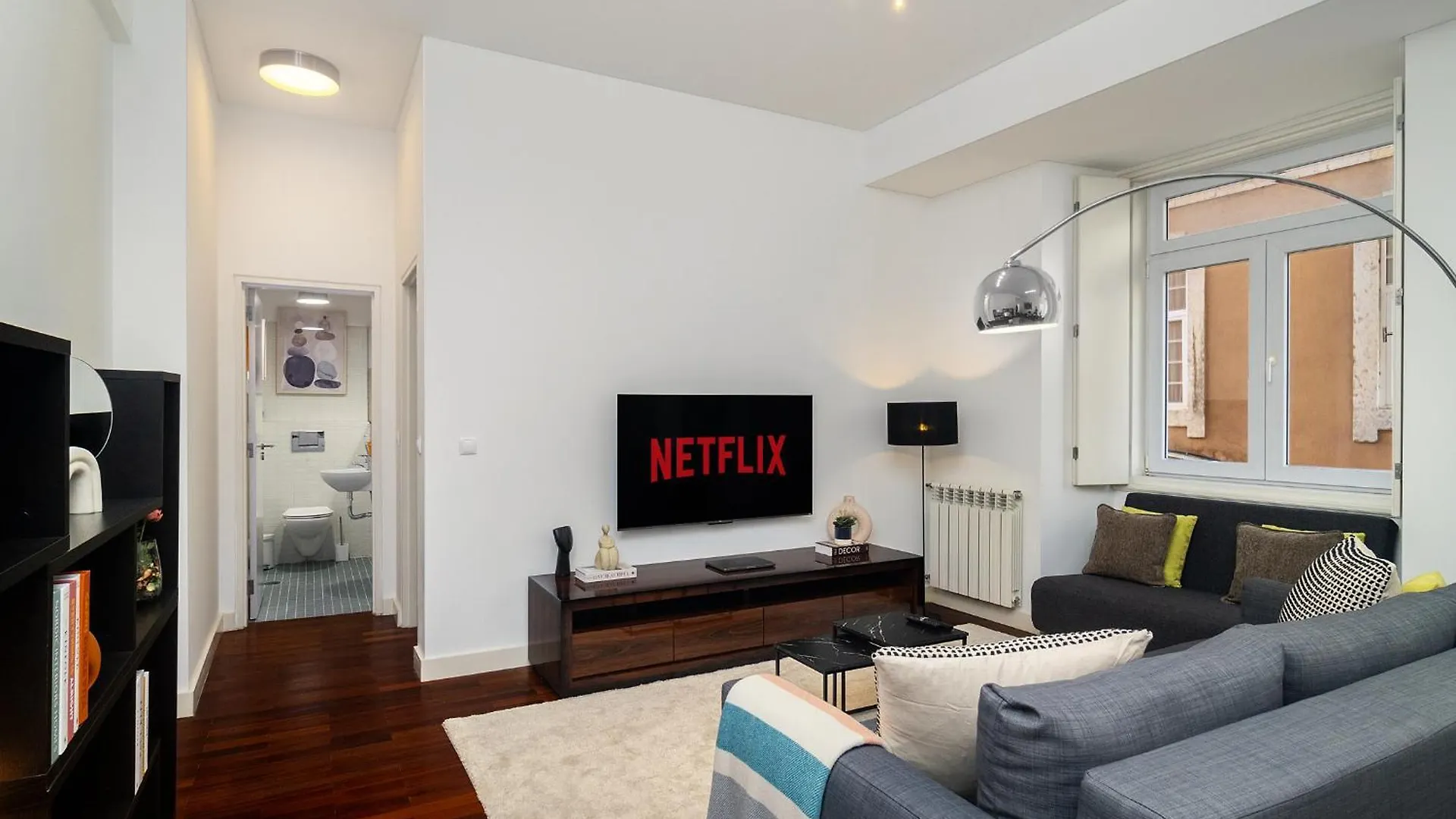 Whome Elegant Chiado Retreat Comfort In Lisbon'S Heart