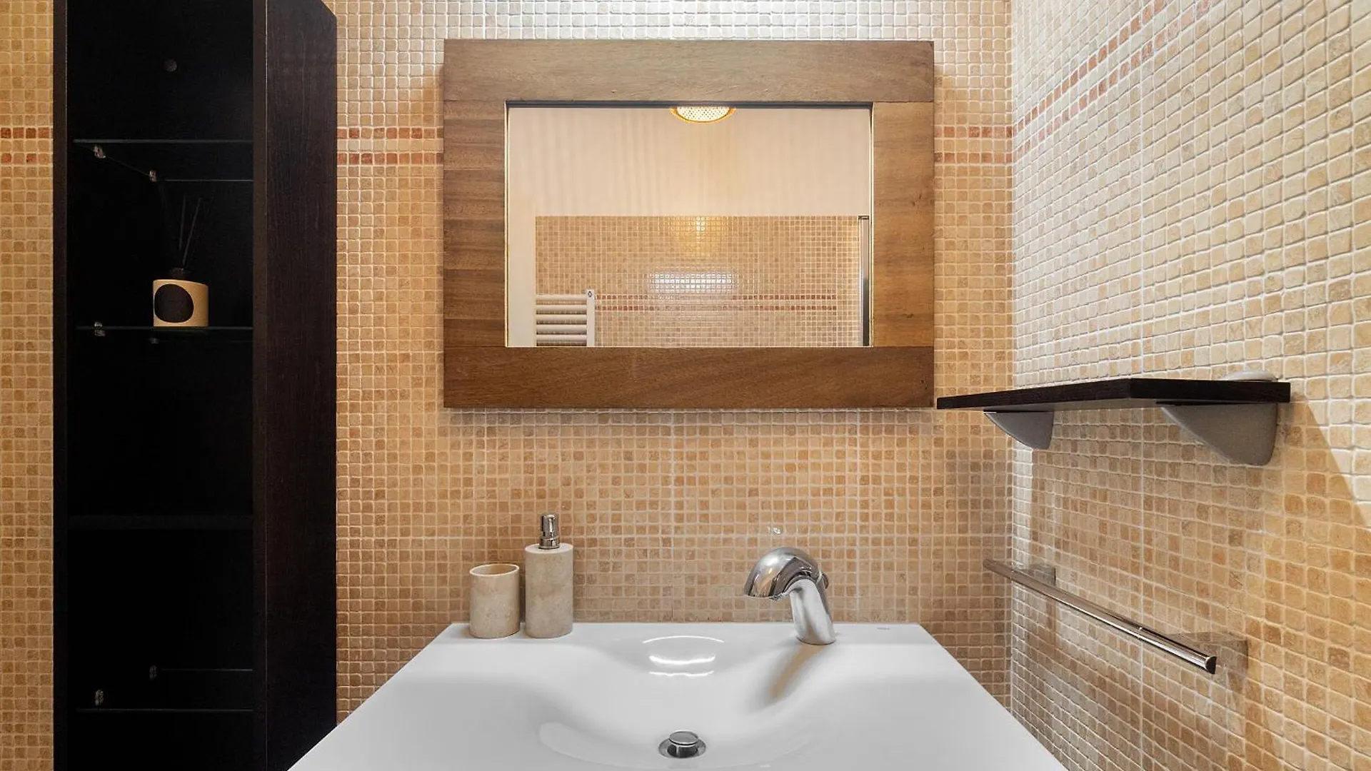 Whome Elegant Chiado Retreat Comfort In Lisbon'S Heart 0*, Lisbon Portugal