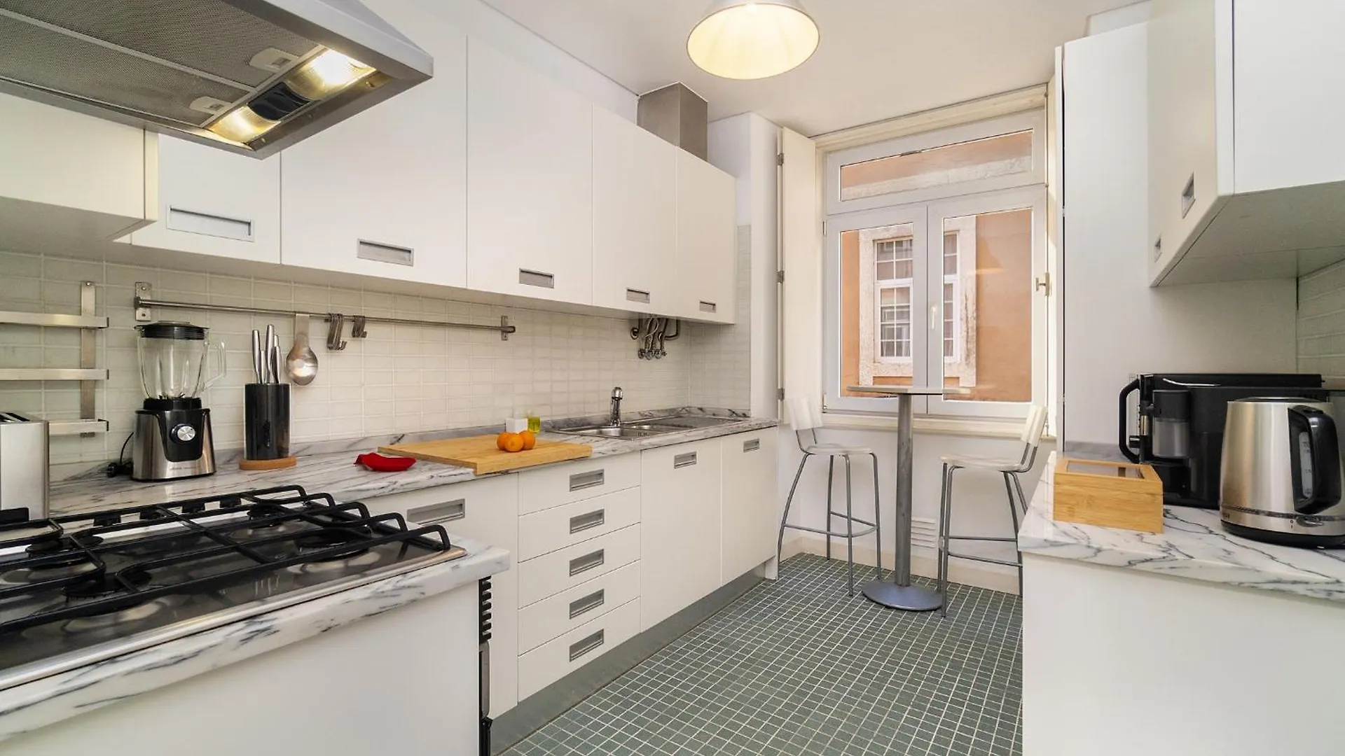 Whome Elegant Chiado Retreat Comfort In Lisbon'S Heart 0*, Lisbon
